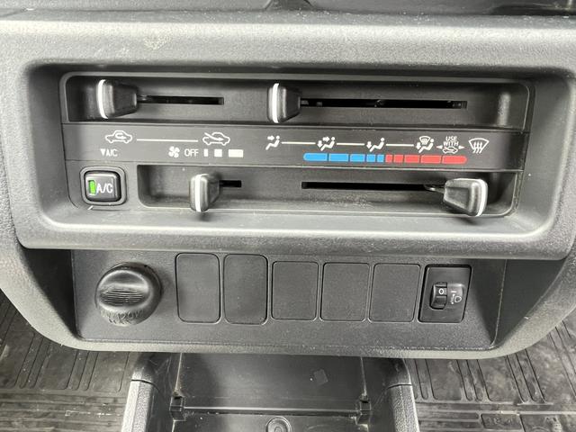ハイゼットトラック スタンダード　軽トラック　ＡＴ　エアコン　運転席エアバッグ　記録簿（11枚目）