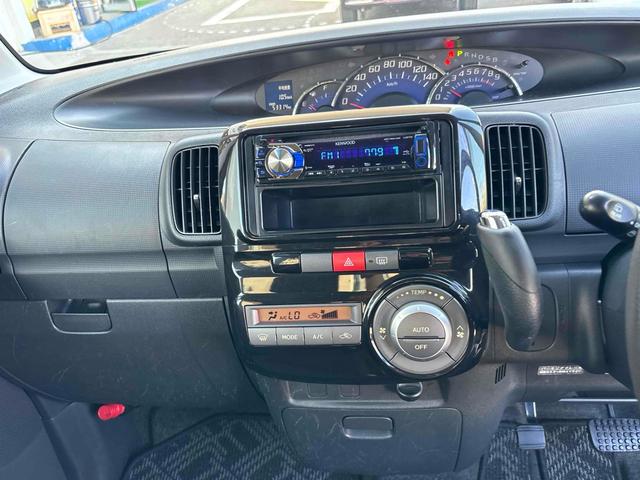 タント Ｇスペシャル　電動スライドドア　スマートキー　アイドリングストップ　ベンチシート　ＣＶＴ　盗難防止システム　ＡＢＳ　ＣＤ　ＵＳＢ　アルミホイール　衝突安全ボディ　エアコン　パワーステアリング　パワーウィンドウ（4枚目）