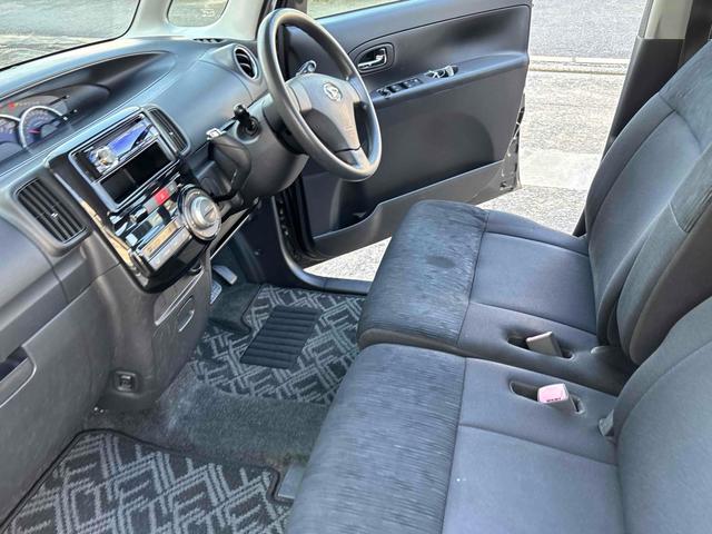 タント Ｇスペシャル　電動スライドドア　スマートキー　アイドリングストップ　ベンチシート　ＣＶＴ　盗難防止システム　ＡＢＳ　ＣＤ　ＵＳＢ　アルミホイール　衝突安全ボディ　エアコン　パワーステアリング　パワーウィンドウ（10枚目）