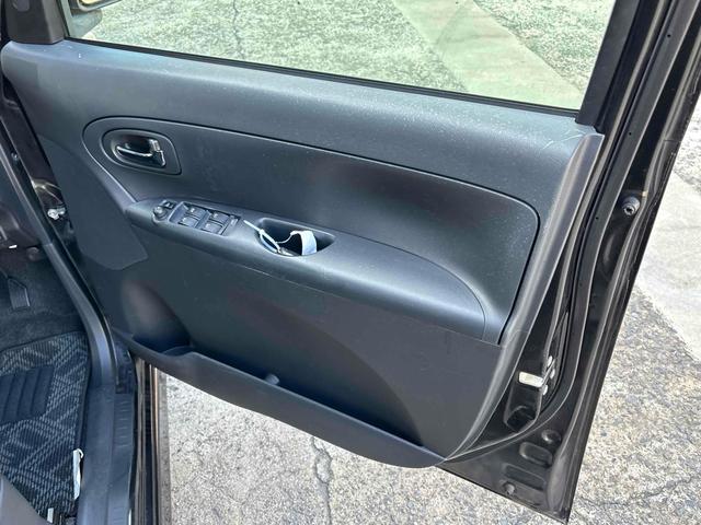 タント Ｇスペシャル　電動スライドドア　スマートキー　アイドリングストップ　ベンチシート　ＣＶＴ　盗難防止システム　ＡＢＳ　ＣＤ　ＵＳＢ　アルミホイール　衝突安全ボディ　エアコン　パワーステアリング　パワーウィンドウ（25枚目）