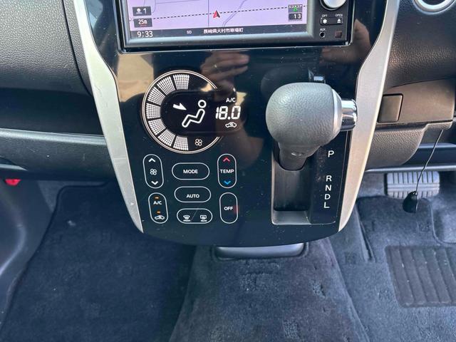 ｅＫカスタム Ｔ　ＥＴＣ　バックカメラ　ナビ　ＴＶ　ＨＩＤ　スマートキー　電動格納ミラー　ベンチシート　ＣＶＴ　盗難防止システム　ＡＢＳ　ＣＤ　ＵＳＢ　ミュージックプレイヤー接続可　アルミホイール　衝突安全ボディ（7枚目）