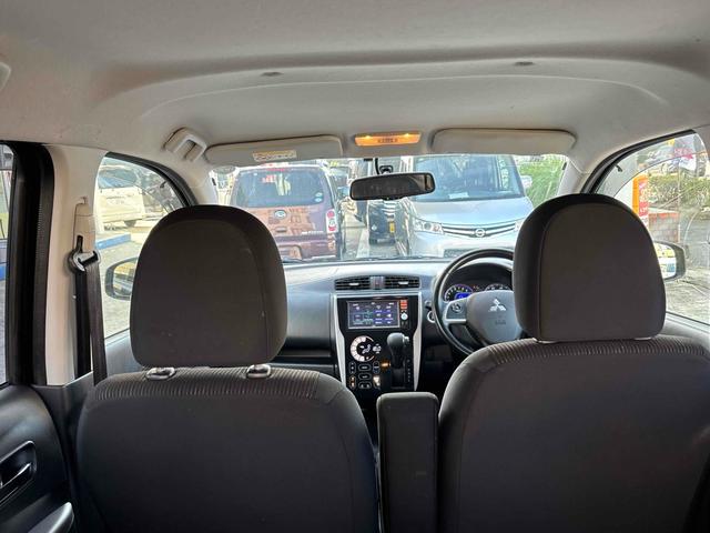 ｅＫカスタム Ｔ　ＥＴＣ　バックカメラ　ナビ　ＴＶ　ＨＩＤ　スマートキー　電動格納ミラー　ベンチシート　ＣＶＴ　盗難防止システム　ＡＢＳ　ＣＤ　ＵＳＢ　ミュージックプレイヤー接続可　アルミホイール　衝突安全ボディ（33枚目）