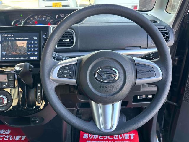 タント カスタムＸ　ＳＡ　ＥＴＣ　バックカメラ　両側スライド・片側電動　ＴＶ　衝突被害軽減システム　オートライト　ＬＥＤヘッドランプ　スマートキー　アイドリングストップ　電動格納ミラー　ベンチシート　後席モニター　ＣＶＴ（3枚目）