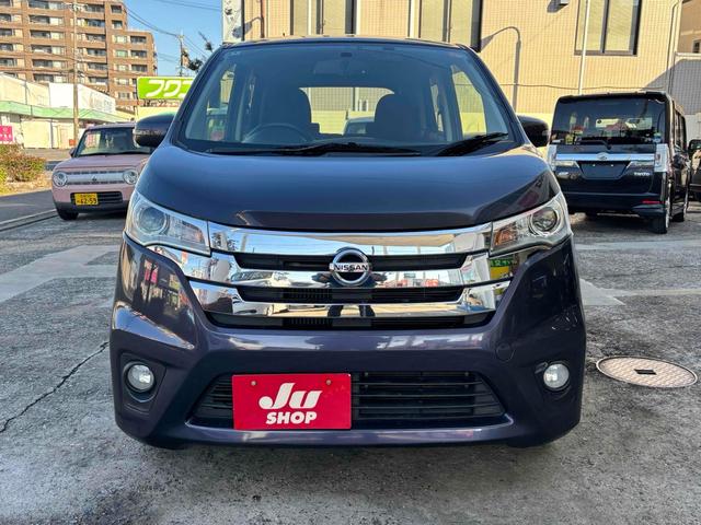 デイズ ハイウェイスター　Ｇターボ　全周囲カメラ　ＴＶ　オートライト　ＨＩＤ　スマートキー　電動格納ミラー　ベンチシート　ターボ　ＣＶＴ　盗難防止システム　ＡＢＳ　ＥＳＣ　ＣＤ　ＤＶＤ再生　ＵＳＢ　ミュージックプレイヤー接続可（12枚目）