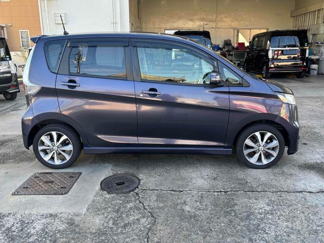 デイズ ハイウェイスター　Ｇターボ　全周囲カメラ　ＴＶ　オートライト　ＨＩＤ　スマートキー　電動格納ミラー　ベンチシート　ターボ　ＣＶＴ　盗難防止システム　ＡＢＳ　ＥＳＣ　ＣＤ　ＤＶＤ再生　ＵＳＢ　ミュージックプレイヤー接続可（15枚目）