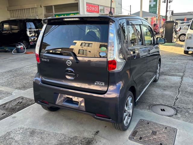 デイズ ハイウェイスター　Ｇターボ　全周囲カメラ　ＴＶ　オートライト　ＨＩＤ　スマートキー　電動格納ミラー　ベンチシート　ターボ　ＣＶＴ　盗難防止システム　ＡＢＳ　ＥＳＣ　ＣＤ　ＤＶＤ再生　ＵＳＢ　ミュージックプレイヤー接続可（16枚目）