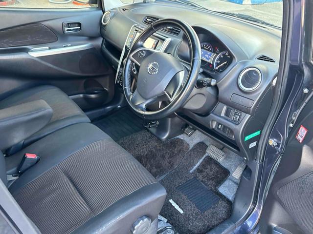 デイズ ハイウェイスター　Ｇターボ　全周囲カメラ　ＴＶ　オートライト　ＨＩＤ　スマートキー　電動格納ミラー　ベンチシート　ターボ　ＣＶＴ　盗難防止システム　ＡＢＳ　ＥＳＣ　ＣＤ　ＤＶＤ再生　ＵＳＢ　ミュージックプレイヤー接続可（28枚目）