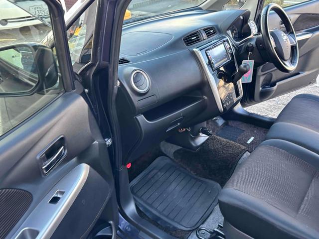 デイズ ハイウェイスター　Ｇターボ　全周囲カメラ　ＴＶ　オートライト　ＨＩＤ　スマートキー　電動格納ミラー　ベンチシート　ターボ　ＣＶＴ　盗難防止システム　ＡＢＳ　ＥＳＣ　ＣＤ　ＤＶＤ再生　ＵＳＢ　ミュージックプレイヤー接続可（32枚目）