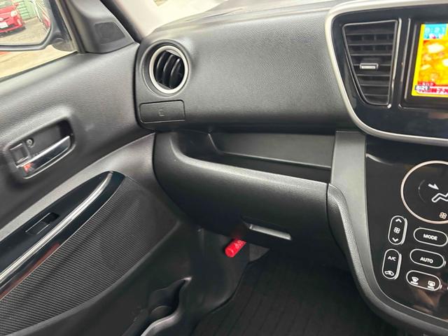 デイズルークス ハイウェイスター　Ｘターボ　全周囲カメラ　両側スライド・片側電動　ナビ　ＴＶ　衝突被害軽減システム　オートマチックハイビーム　オートライト　ＬＥＤヘッドランプ　スマートキー　アイドリングストップ　電動格納ミラー　ベンチシート（10枚目）