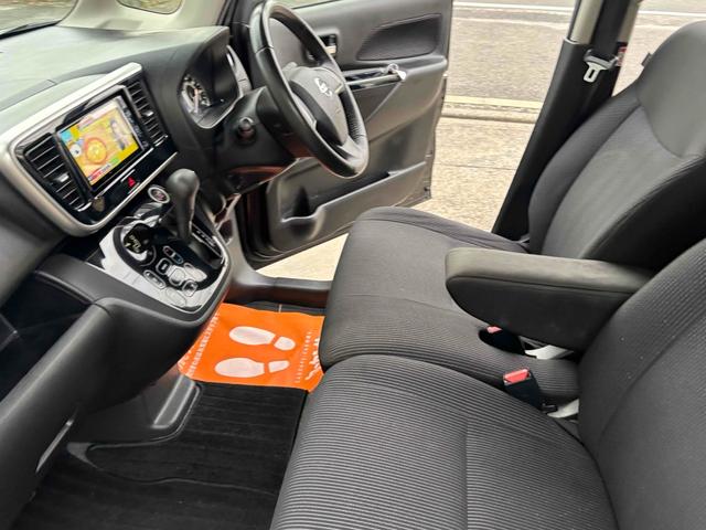 デイズルークス ハイウェイスター　Ｘターボ　全周囲カメラ　両側スライド・片側電動　ナビ　ＴＶ　衝突被害軽減システム　オートマチックハイビーム　オートライト　ＬＥＤヘッドランプ　スマートキー　アイドリングストップ　電動格納ミラー　ベンチシート（36枚目）