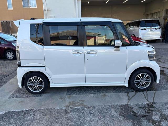 N-BOXカスタム G・Lパッケージ バックカメラ 両側電動スライドドア オートライト HID スマートキー アイドリングストップ 電動格納ミラー ベンチシート CVT 盗難防止システム ABS ESC CD ミュージックプレイヤー接続可(12枚目)