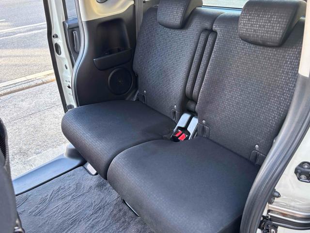 N-BOXカスタム G・Lパッケージ バックカメラ 両側電動スライドドア オートライト HID スマートキー アイドリングストップ 電動格納ミラー ベンチシート CVT 盗難防止システム ABS ESC CD ミュージックプレイヤー接続可(27枚目)