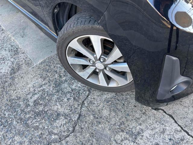 ｅＫカスタム Ｔ　バックカメラ　ＴＶ　オートライト　ＨＩＤ　スマートキー　電動格納ミラー　ベンチシート　ＣＶＴ　盗難防止システム　ＡＢＳ　アルミホイール　衝突安全ボディ　エアコン　パワーステアリング　パワーウィンドウ（20枚目）