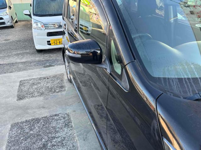 ｅＫカスタム Ｔ　バックカメラ　ＴＶ　オートライト　ＨＩＤ　スマートキー　電動格納ミラー　ベンチシート　ＣＶＴ　盗難防止システム　ＡＢＳ　アルミホイール　衝突安全ボディ　エアコン　パワーステアリング　パワーウィンドウ（21枚目）