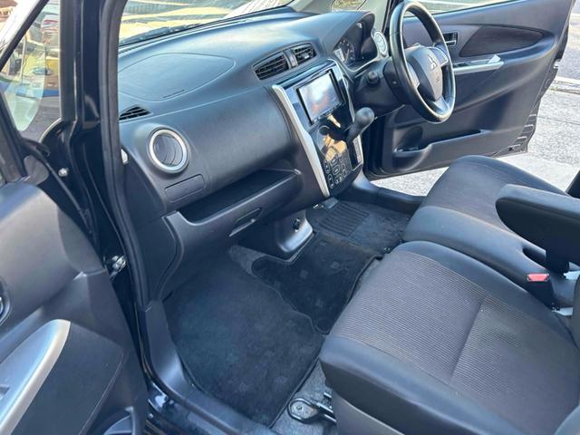 ｅＫカスタム Ｔ　バックカメラ　ＴＶ　オートライト　ＨＩＤ　スマートキー　電動格納ミラー　ベンチシート　ＣＶＴ　盗難防止システム　ＡＢＳ　アルミホイール　衝突安全ボディ　エアコン　パワーステアリング　パワーウィンドウ（32枚目）