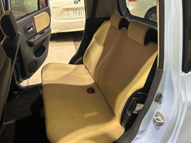 アルトラパン Ｘ　バックカメラ　ナビ　スマートキー　電動格納ミラー　ベンチシート　ＣＶＴ　盗難防止システム　ＡＢＳ　アルミホイール　衝突安全ボディ　エアコン　パワーステアリング　パワーウィンドウ（10枚目）