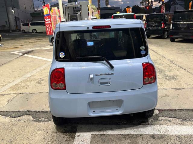 アルトラパン Ｘ　バックカメラ　ナビ　スマートキー　電動格納ミラー　ベンチシート　ＣＶＴ　盗難防止システム　ＡＢＳ　アルミホイール　衝突安全ボディ　エアコン　パワーステアリング　パワーウィンドウ（17枚目）