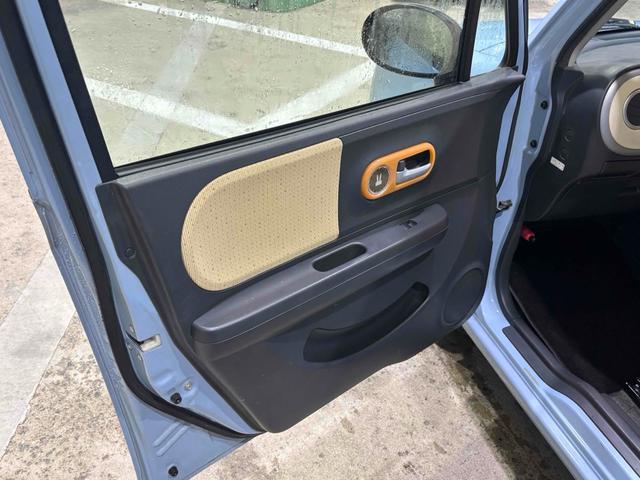 アルトラパン Ｘ　バックカメラ　ナビ　スマートキー　電動格納ミラー　ベンチシート　ＣＶＴ　盗難防止システム　ＡＢＳ　アルミホイール　衝突安全ボディ　エアコン　パワーステアリング　パワーウィンドウ（29枚目）