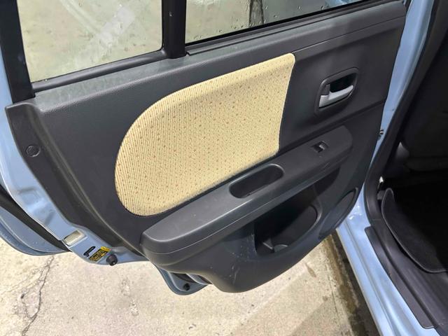 アルトラパン Ｘ　バックカメラ　ナビ　スマートキー　電動格納ミラー　ベンチシート　ＣＶＴ　盗難防止システム　ＡＢＳ　アルミホイール　衝突安全ボディ　エアコン　パワーステアリング　パワーウィンドウ（30枚目）