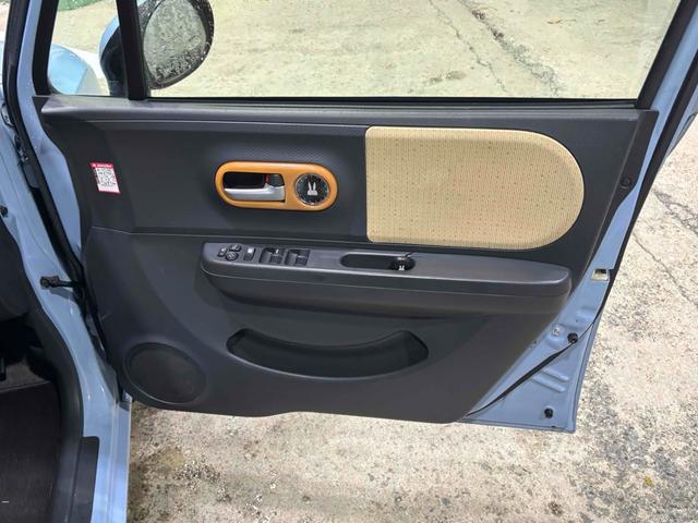 アルトラパン Ｘ　バックカメラ　ナビ　スマートキー　電動格納ミラー　ベンチシート　ＣＶＴ　盗難防止システム　ＡＢＳ　アルミホイール　衝突安全ボディ　エアコン　パワーステアリング　パワーウィンドウ（32枚目）