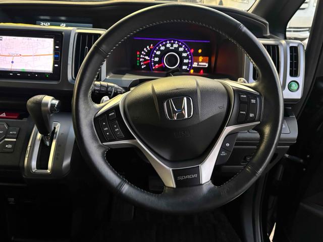 ステップワゴンスパーダ Z クールスピリット ドライブレコーダー ETC ナビ オートクルーズコントロール 両側電動スライドドア HID スマートキー アイドリングストップ 電動格納ミラー 3列シート CVT アルミホイール 盗難防止システム(3枚目)