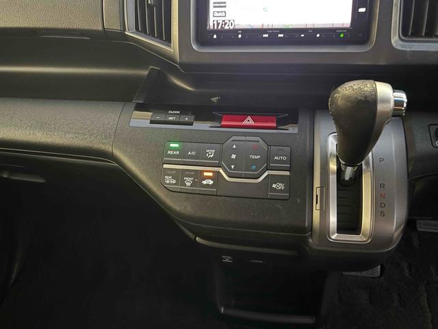 ステップワゴンスパーダ Z クールスピリット ドライブレコーダー ETC ナビ オートクルーズコントロール 両側電動スライドドア HID スマートキー アイドリングストップ 電動格納ミラー 3列シート CVT アルミホイール 盗難防止システム(5枚目)