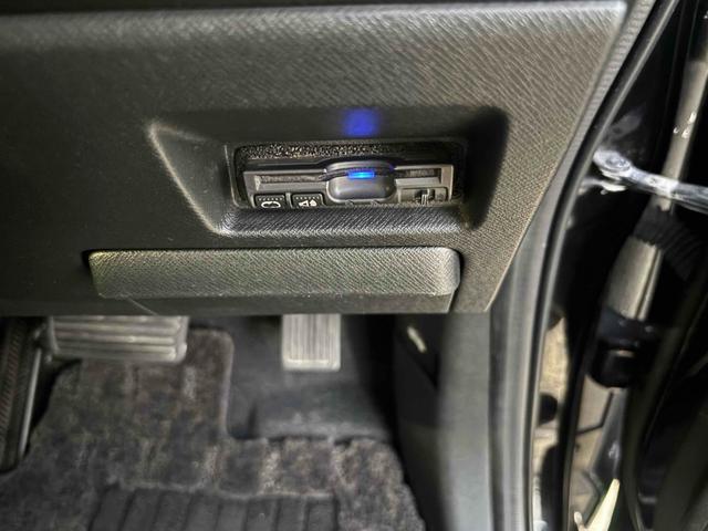 ステップワゴンスパーダ Z クールスピリット ドライブレコーダー ETC ナビ オートクルーズコントロール 両側電動スライドドア HID スマートキー アイドリングストップ 電動格納ミラー 3列シート CVT アルミホイール 盗難防止システム(6枚目)