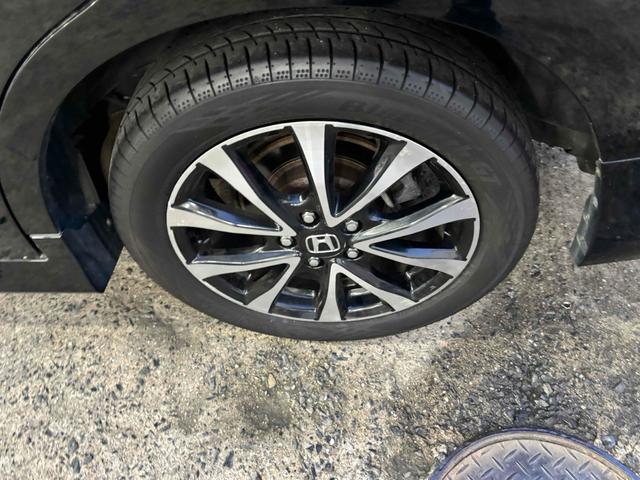 ステップワゴンスパーダ Z クールスピリット ドライブレコーダー ETC ナビ オートクルーズコントロール 両側電動スライドドア HID スマートキー アイドリングストップ 電動格納ミラー 3列シート CVT アルミホイール 盗難防止システム(20枚目)