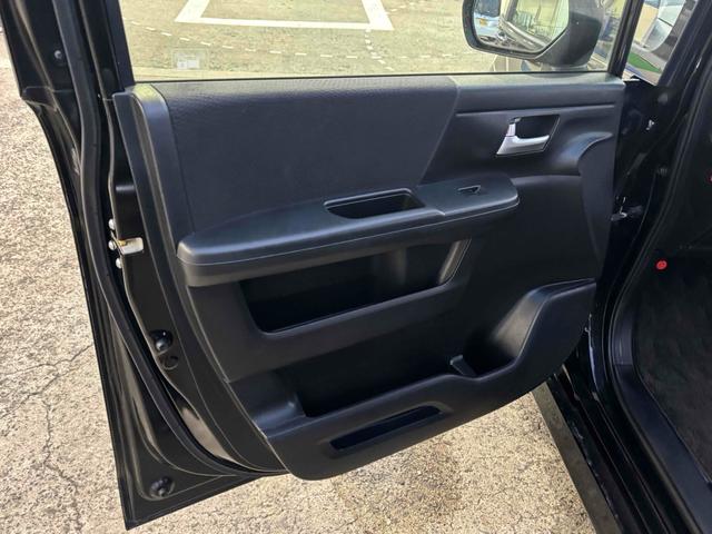 ステップワゴンスパーダ Z クールスピリット ドライブレコーダー ETC ナビ オートクルーズコントロール 両側電動スライドドア HID スマートキー アイドリングストップ 電動格納ミラー 3列シート CVT アルミホイール 盗難防止システム(28枚目)