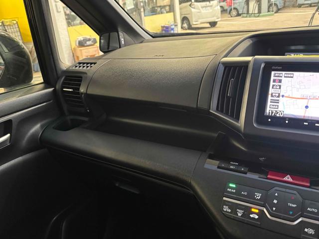 ステップワゴンスパーダ Z クールスピリット ドライブレコーダー ETC ナビ オートクルーズコントロール 両側電動スライドドア HID スマートキー アイドリングストップ 電動格納ミラー 3列シート CVT アルミホイール 盗難防止システム(30枚目)