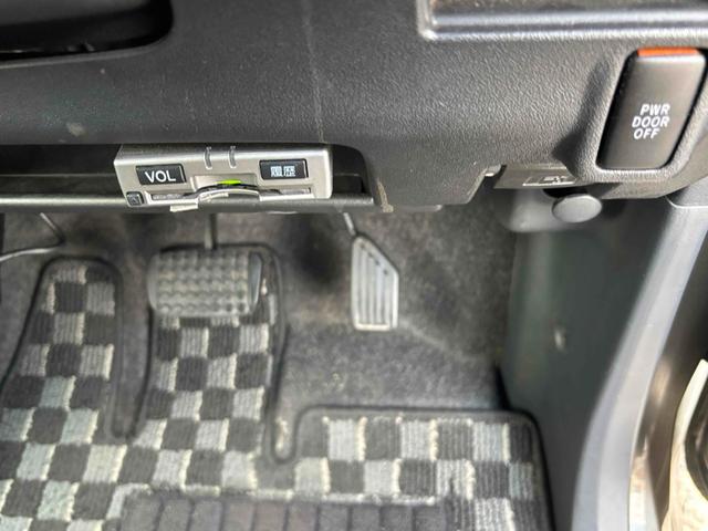 タント カスタムXスペシャル ETC バックカメラ 電動スライドドア ナビ TV HID スマートキー アイドリングストップ ベンチシート CVT 盗難防止システム ABS アルミホイール 衝突安全ボディ エアコン(10枚目)