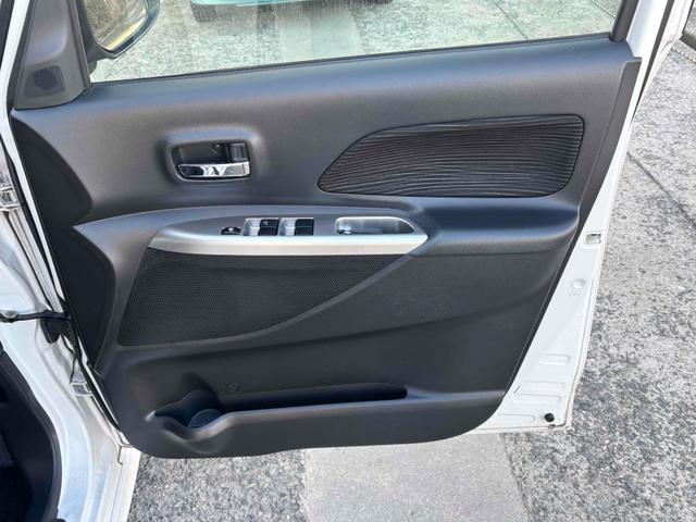 デイズルークス ハイウェイスター ターボ ETC 全周囲カメラ 両側電動スライドドア ナビ TV オートライト HID スマートキー ベンチシート CVT 盗難防止システム ABS ESC Bluetooth アルミホイール 衝突安全ボディ(11枚目)