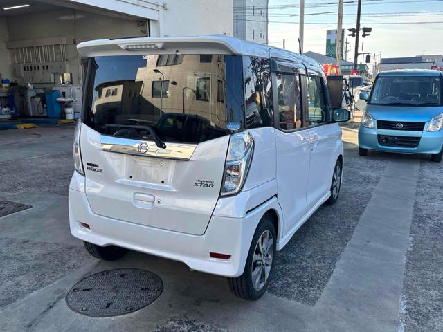 デイズルークス ハイウェイスター ターボ ETC 全周囲カメラ 両側電動スライドドア ナビ TV オートライト HID スマートキー ベンチシート CVT 盗難防止システム ABS ESC Bluetooth アルミホイール 衝突安全ボディ(13枚目)