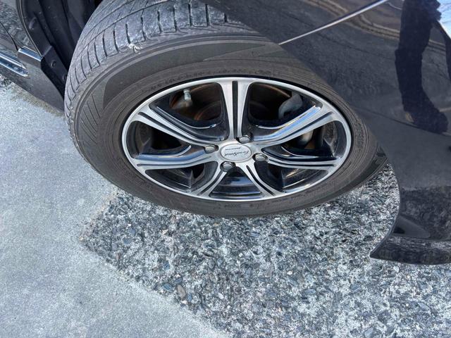 フリードハイブリッド ジャストセレクション　オートクルーズコントロール　両側スライド・片側電動　ＨＩＤ　スマートキー　アイドリングストップ　電動格納ミラー　ウォークスルー　ＣＶＴ　アルミホイール　ＣＤ　ＵＳＢ　ミュージックプレイヤー接続可（47枚目）