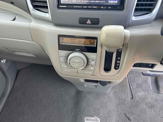 スペーシア Ｘ　両側スライド・片側電動　ナビ　ＴＶ　スマートキー　アイドリングストップ　電動格納ミラー　ベンチシート　ＣＶＴ　盗難防止システム　ＡＢＳ　ＣＤ　ＵＳＢ　衝突安全ボディ　エアコン　パワーステアリング（10枚目）