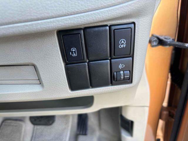 スペーシア Ｘ　両側スライド・片側電動　ナビ　ＴＶ　スマートキー　アイドリングストップ　電動格納ミラー　ベンチシート　ＣＶＴ　盗難防止システム　ＡＢＳ　ＣＤ　ＵＳＢ　衝突安全ボディ　エアコン　パワーステアリング（14枚目）