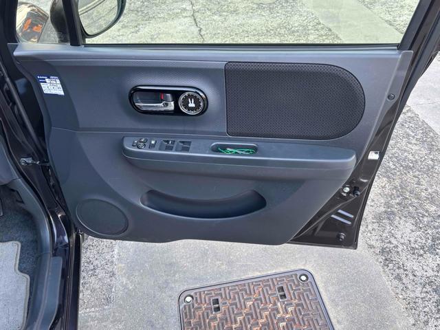 アルトラパン X TV オートライト スマートキー アイドリングストップ シートヒーター ベンチシート CVT 盗難防止システム ABS アルミホイール 衝突安全ボディ エアコン パワーステアリング パワーウィンドウ(35枚目)