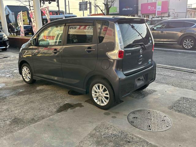 デイズ ハイウェイスター　Ｘ　ドライブレコーダー　バックカメラ　ナビ　ＴＶ　ＨＩＤ　スマートキー　アイドリングストップ　電動格納ミラー　ベンチシート　ＣＶＴ　盗難防止システム　ＡＢＳ　ＣＤ　ＵＳＢ　ミュージックプレイヤー接続可（19枚目）