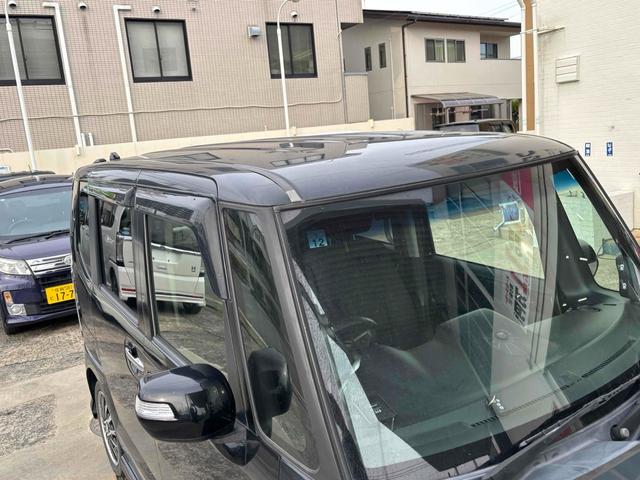 Ｎ－ＢＯＸカスタム Ｇ・ターボパッケージ　バックカメラ　両側電動スライドドア　ナビ　オートクルーズコントロール　オートライト　ＨＩＤ　スマートキー　アイドリングストップ　電動格納ミラー　ベンチシート　ターボ　ＣＶＴ　盗難防止システム　ＡＢＳ（18枚目）