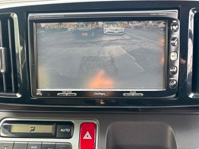 Ｎ－ＯＮＥ プレミアム　ツアラー・Ｌパッケージ　バックカメラ　ＴＶ　オートクルーズコントロール　オートライト　ＨＩＤ　スマートキー　アイドリングストップ　ベンチシート　ＣＶＴ　盗難防止システム　ＡＢＳ　ＥＳＣ　アルミホイール　衝突安全ボディ（5枚目）