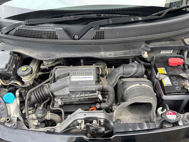 Ｎ－ＯＮＥ プレミアム　ツアラー・Ｌパッケージ　バックカメラ　ＴＶ　オートクルーズコントロール　オートライト　ＨＩＤ　スマートキー　アイドリングストップ　ベンチシート　ＣＶＴ　盗難防止システム　ＡＢＳ　ＥＳＣ　アルミホイール　衝突安全ボディ（20枚目）