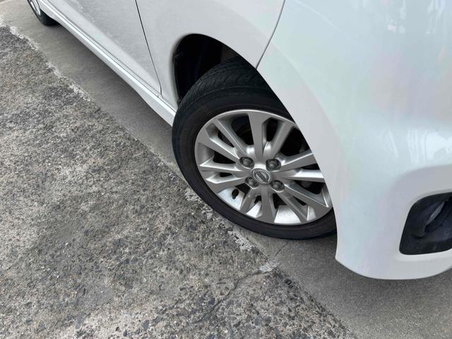 デイズ ハイウェイスター　Ｘ　全周囲カメラ　ナビ　ＴＶ　ＨＩＤ　スマートキー　アイドリングストップ　電動格納ミラー　ベンチシート　ＣＶＴ　盗難防止システム　ＡＢＳ　ＣＤ　ＤＶＤ再生　ＵＳＢ　ミュージックプレイヤー接続可（22枚目）