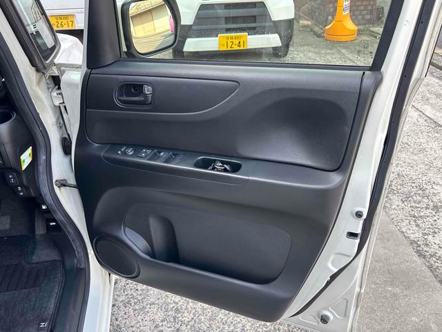 Ｎ－ＢＯＸ Ｇ　ＳＳパッケージ　バックカメラ　両側電動スライドドア　ＴＶ　衝突被害軽減システム　スマートキー　アイドリングストップ　電動格納ミラー　ベンチシート　ＣＶＴ　盗難防止システム　ＡＢＳ　ＥＳＣ　ＣＤ　ＤＶＤ再生　ＵＳＢ（35枚目）