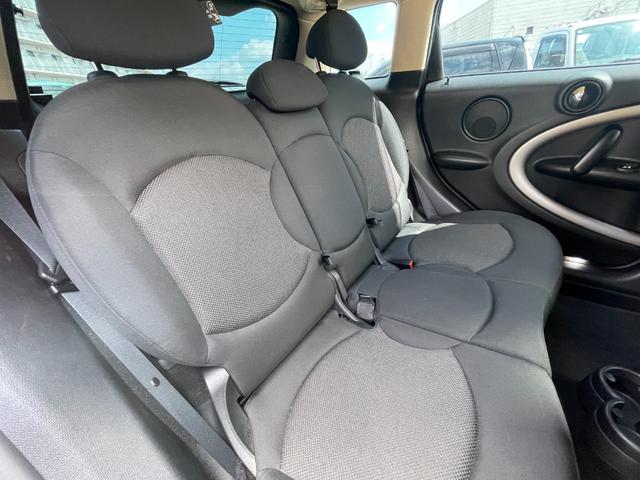 ＭＩＮＩ クーパーＤ　クロスオーバー　ドライブレコーダー　ＥＴＣ　バックカメラ　アルミホイール　オートライト　ＡＴ　盗難防止システム　ＡＢＳ　ＥＳＣ　ＣＤ　エアコン　パワーステアリング　パワーウィンドウ　運転席エアバッグ　助手席エアバッグ（26枚目）