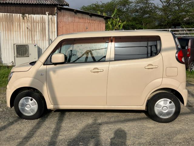 ＭＲワゴン Ｇ　バックカメラ　キーレスエントリー　電動格納ミラー　ベンチシート　ＣＶＴ　盗難防止システム　ＡＢＳ　ＣＤ　ＵＳＢ　衝突安全ボディ　エアコン　パワーステアリング　パワーウィンドウ（18枚目）