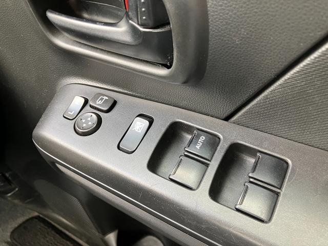 フレア ハイブリッドＸＧ　キーレスエントリー　アイドリングストップ　電動格納ミラー　シートヒーター　ベンチシート　ＣＶＴ　盗難防止システム　ＡＢＳ　ＥＳＣ　ＣＤ　ＵＳＢ　ミュージックプレイヤー接続可　衝突安全ボディ　エアコン（11枚目）
