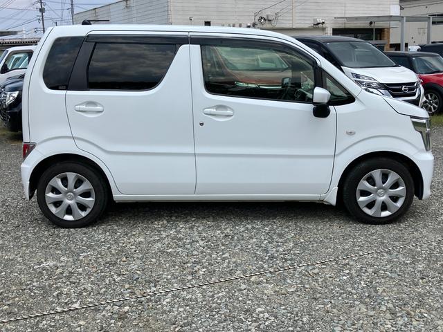 フレア ハイブリッドＸＧ　キーレスエントリー　アイドリングストップ　電動格納ミラー　シートヒーター　ベンチシート　ＣＶＴ　盗難防止システム　ＡＢＳ　ＥＳＣ　ＣＤ　ＵＳＢ　ミュージックプレイヤー接続可　衝突安全ボディ　エアコン（14枚目）