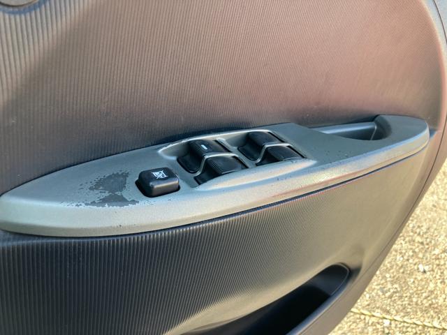 アイミーブ ベースグレード　ドライブレコーダー　ＥＴＣ　オートライト　スマートキー　電動格納ミラー　ＣＶＴ　盗難防止システム　ＡＢＳ　アルミホイール　衝突安全ボディ　エアコン　パワーステアリング　パワーウィンドウ（10枚目）
