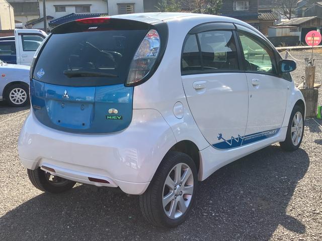 アイミーブ ベースグレード　ドライブレコーダー　ＥＴＣ　オートライト　スマートキー　電動格納ミラー　ＣＶＴ　盗難防止システム　ＡＢＳ　アルミホイール　衝突安全ボディ　エアコン　パワーステアリング　パワーウィンドウ（14枚目）