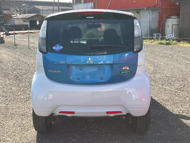 アイミーブ ベースグレード　ドライブレコーダー　ＥＴＣ　オートライト　スマートキー　電動格納ミラー　ＣＶＴ　盗難防止システム　ＡＢＳ　アルミホイール　衝突安全ボディ　エアコン　パワーステアリング　パワーウィンドウ（15枚目）
